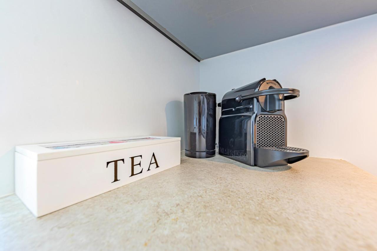 Appartement Large Terrace, Swimming Pool, Private Garage And Fiber