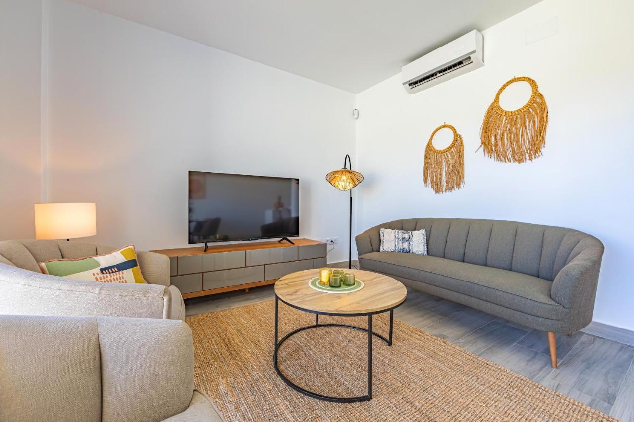 Appartement Large Terrace, Swimming Pool, Private Garage And Fiber *