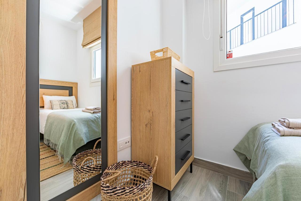 Appartement Large Terrace, Swimming Pool, Private Garage And Fiber