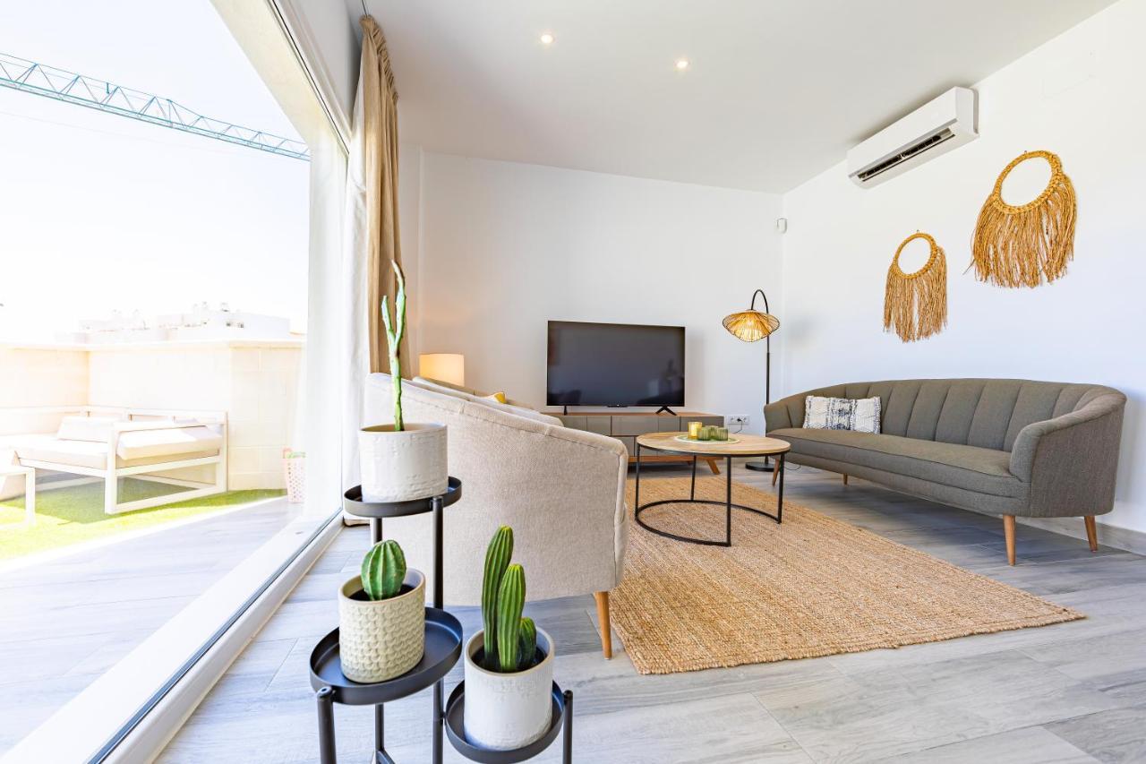 Large Terrace, Swimming Pool, Private Garage And Fiber Appartement Tarifa